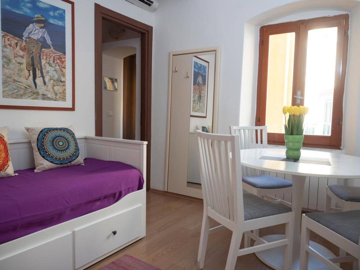 Shanti 1 - Terrace Apartment Ριοματζόρε Εξωτερικό φωτογραφία