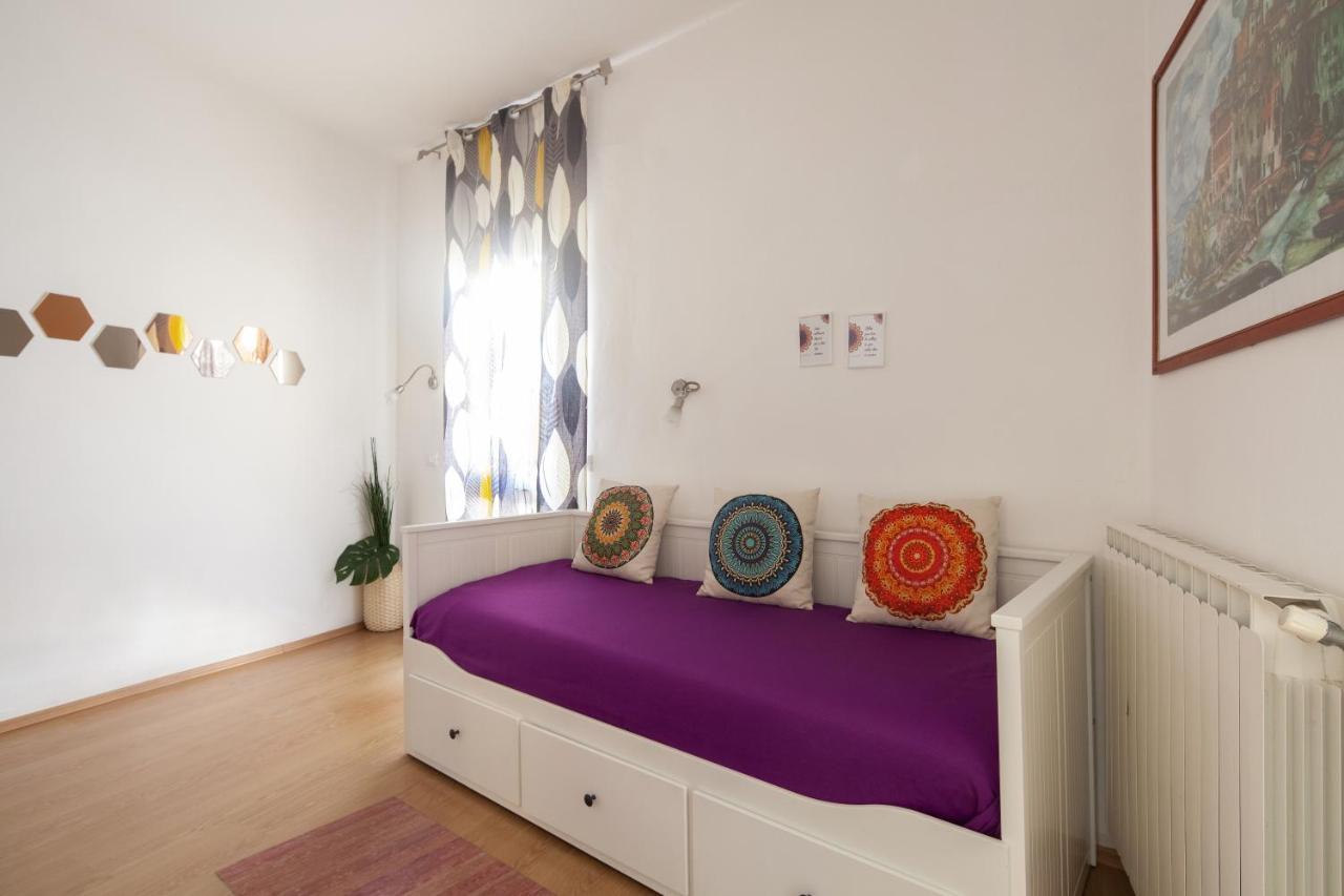 Shanti 1 - Terrace Apartment Ριοματζόρε Εξωτερικό φωτογραφία